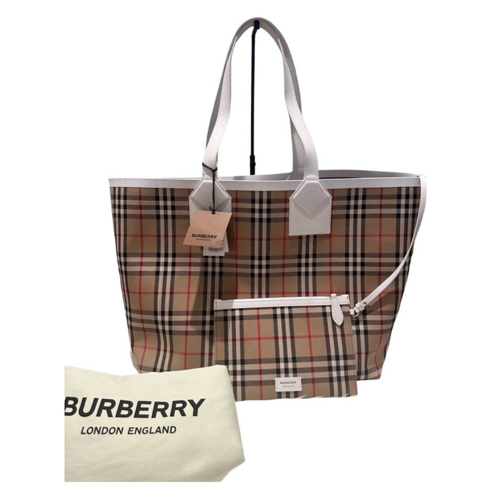 NEW Burberry Vintage Check Large London Tote🌼